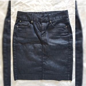 SO CUTE!!!  GAP denim skirt.